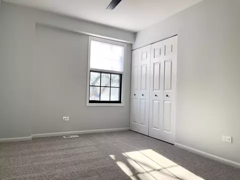 4480 Opal Dr, Hoffman Estates, IL 60192 photo 10