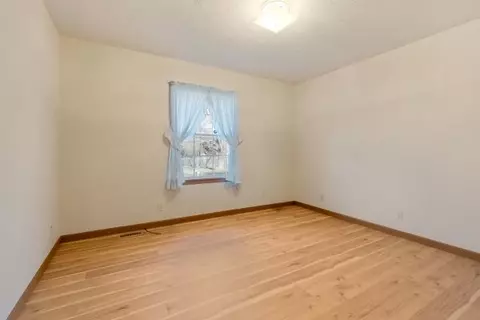 603 Tyler St, Genoa, IL 60135 photo 12