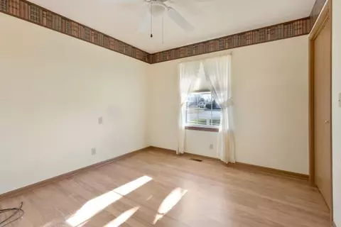 603 Tyler St, Genoa, IL 60135 photo 10