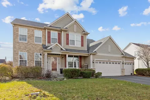 2666 Bauer Rd, North Aurora, IL 60542