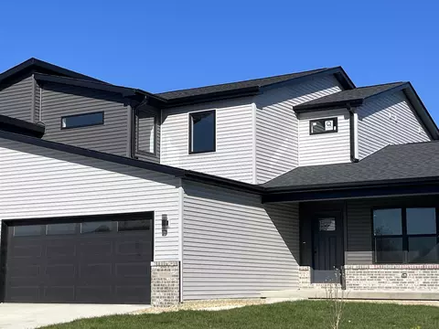 736 Kristin Dr, Normal, IL 61761