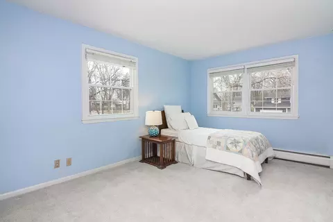 1409 E Thomas Rd, Wheaton, IL 60187 photo 17