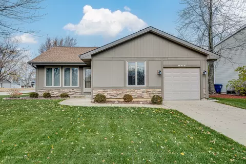 13754 W Birchwood Dr, Homer Glen, IL 60491