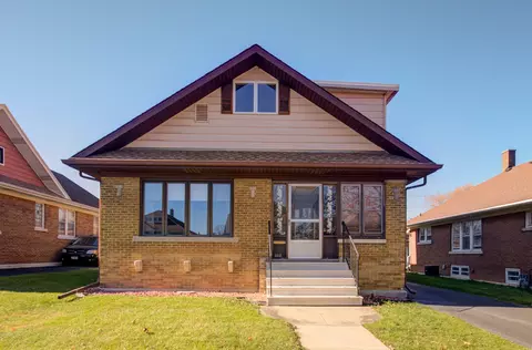 817 Oakland Ave, Joliet, IL 60435
