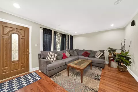3408 W 66th St, Chicago, IL 60629 photo 4