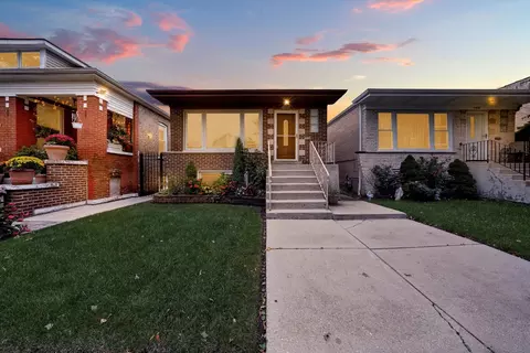 3408 W 66th St, Chicago, IL 60629 photo 2