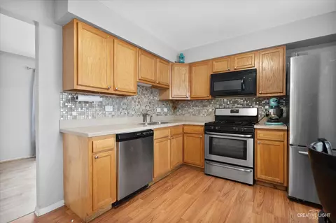 2158 Greystone Pl, Hoffman Estates, IL 60169 photo 4