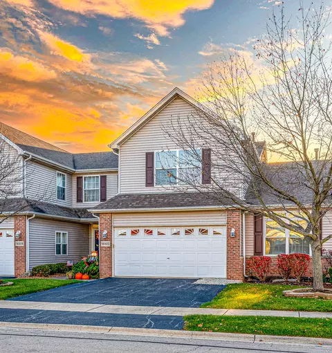 16900 S Sunset Ridge Ct, Lockport, IL 60441