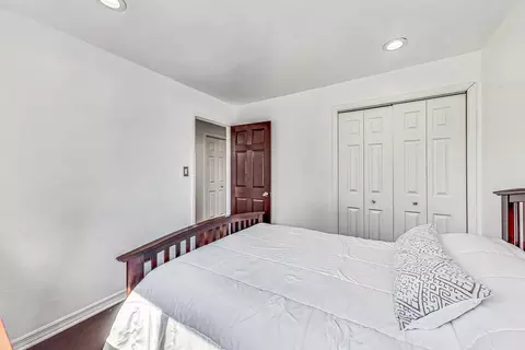 921 E Crockett Ave, Addison, IL 60101 photo 16