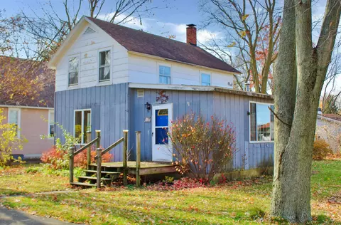 315 Etta St, Verona, IL 60479