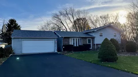 10357 Talmadge Ave, Beach Park, IL 60099