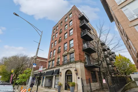 4144 N Sheridan Rd #310, Chicago, IL 60613