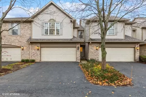 2101 Ivy Ridge Dr, Hoffman Estates, IL 60192