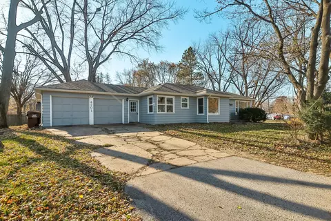4701 Florence St, Rockford, IL 61108