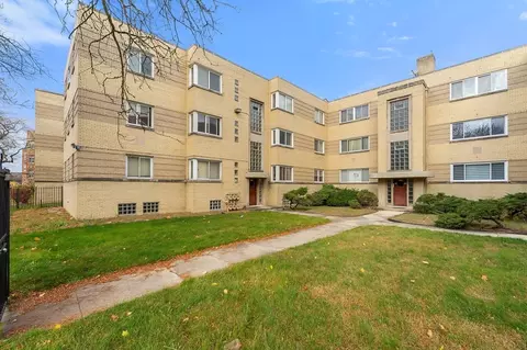 2038 E 72nd Pl #3, Chicago, IL 60649 photo 1