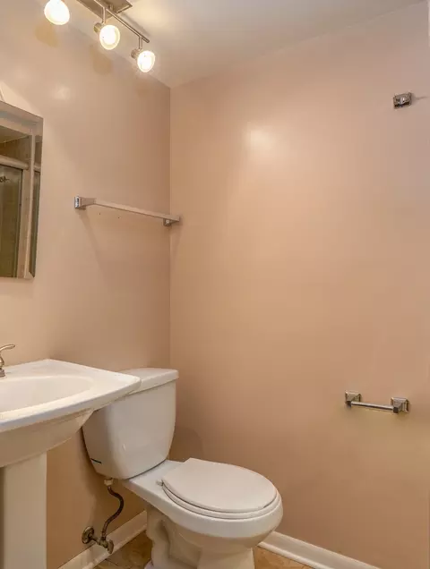 1318 Taft Ave, Wheaton, IL 60189 photo 16