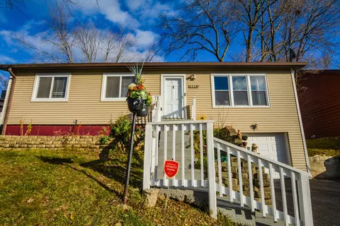 1114 Sycamore St, Lake In The Hills, IL 60156