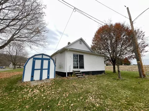 415 S Saint Paul St, Mark, IL 61340