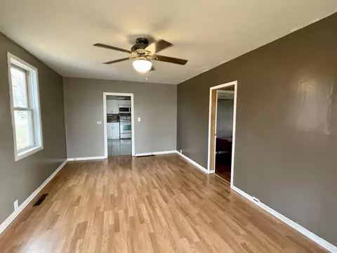 415 S Saint Paul St, Mark, IL 61340 photo 5