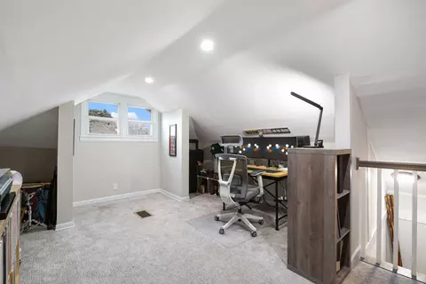1505 Clinton Ave, Berwyn, IL 60402 photo 16