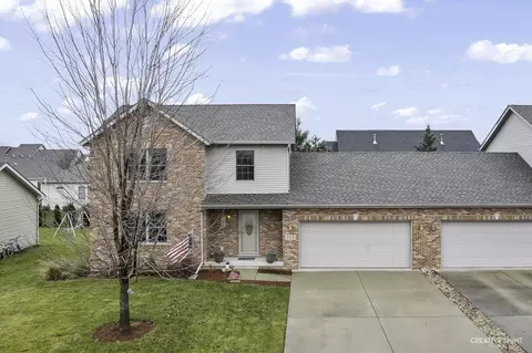 709 Lisbon St, Sandwich, IL 60548