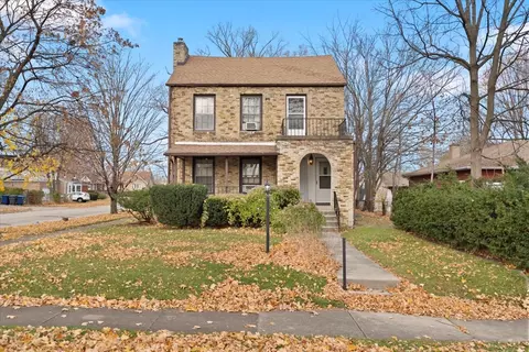 526 W Atlantic Ave, Waukegan, IL 60085