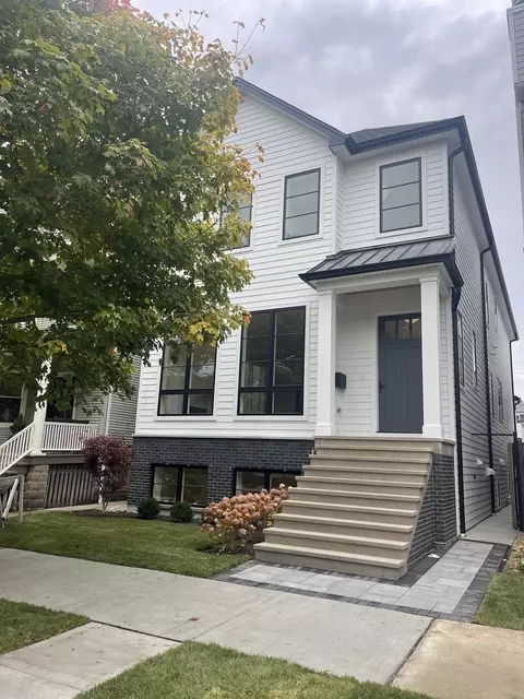 3930 N Oakley Ave, Chicago, IL 60618