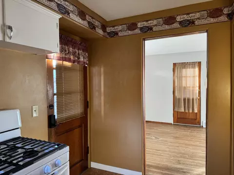 1017 N Dement Ave, Dixon, IL 61021 photo 9