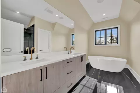 Bath - 2532 Glenview Rd, Glenview, IL 60025 photo 1 of 4