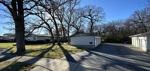 907 Royal Dr #2B, Mchenry, IL 60050 photo 7
