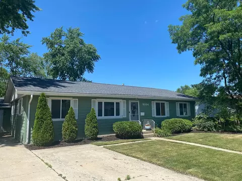 9304 Oak St, Orland Park, IL 60462