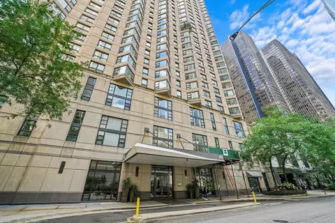 401 E Ontario St #3308, Chicago, IL 60611