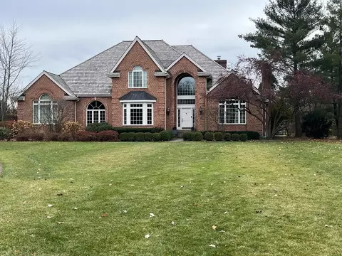 5721 Churchill Ln, Libertyville, IL 60048