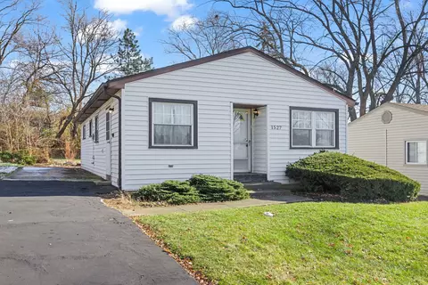 1527 Highland Ave, Glendale Heights, IL 60139