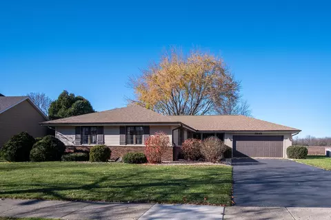 2545 Coach And Surrey Ln, Aurora, IL 60506
