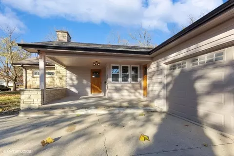 1254 Justine Dr, Kankakee, IL 60901 photo 2