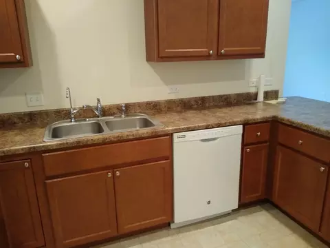 920 Yorktown St, Mchenry, IL 60050 photo 4