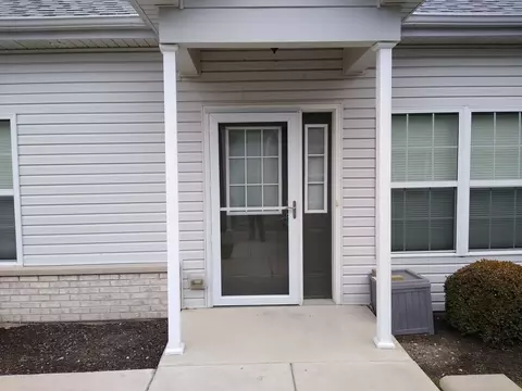 920 Yorktown St, Mchenry, IL 60050 photo 2