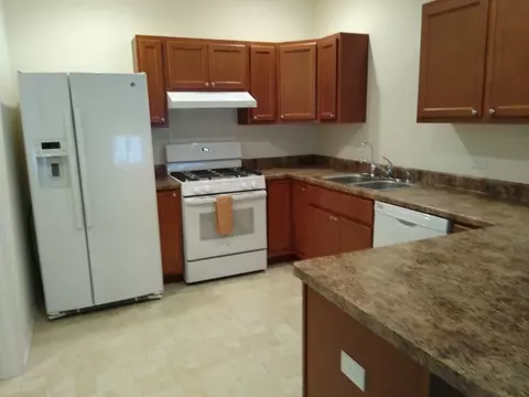 920 Yorktown St, Mchenry, IL 60050 photo 3