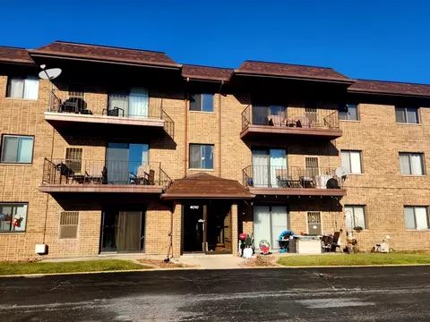 4010 150th St #3, Midlothian, IL 60445 photo 2