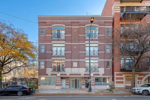 1347 W Washington Blvd #4D, Chicago, IL 60607