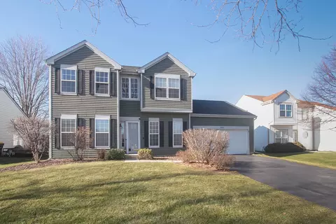 647 Joseph St, Lake In The Hills, IL 60156