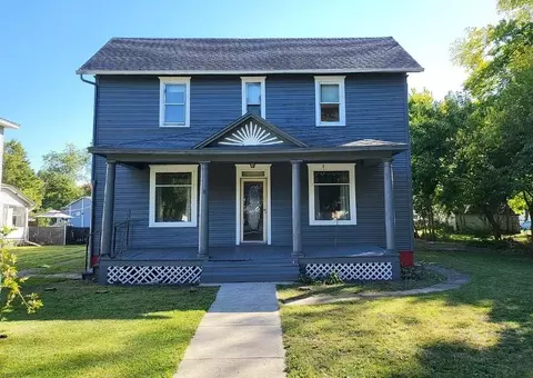 105 E 6th St, Hammond, IL 61929