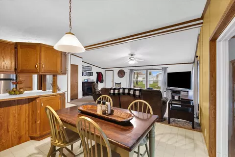 603 E Lincoln Ave, Ogden, IL 61859 photo 7