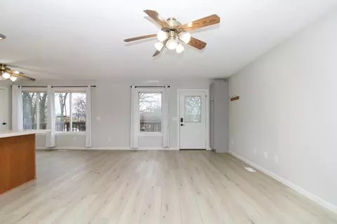 100 South St, Danvers, IL 61732 photo 9