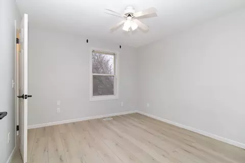 100 South St, Danvers, IL 61732 photo 14
