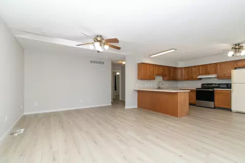100 South St, Danvers, IL 61732 photo 11