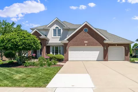 1071 Yamma Rdg, New Lenox, IL 60451
