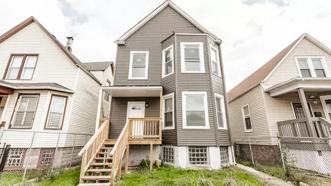 5717 S Damen Ave, Chicago, IL 60636