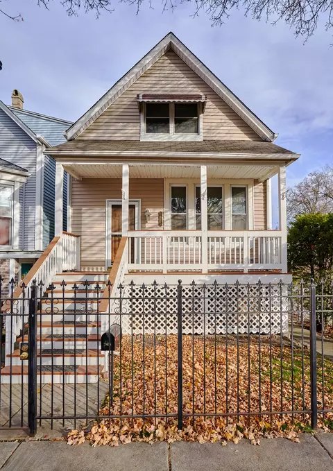 3615 N Richmond St, Chicago, IL 60618